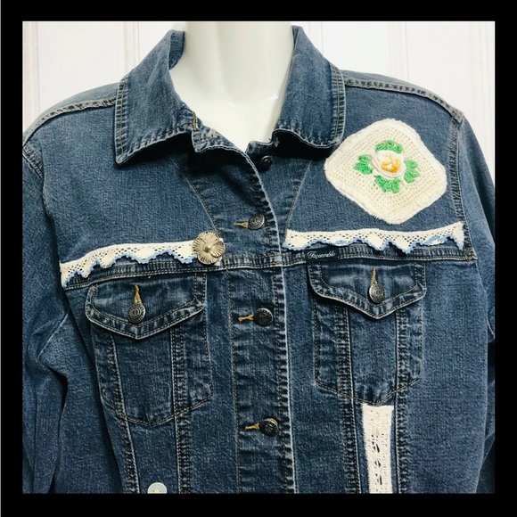 Vintage Upcycled Denim Jean Jacket Hand Embellished Lace Boho Western Large - Picture 2 of 11